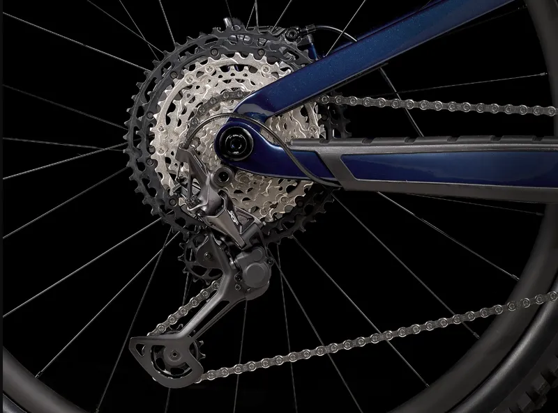 Trek Fuel Ex 9.8 XT Gen 6 Full Suspension Mountain Bike 2024 in Mulsanne Blue-4